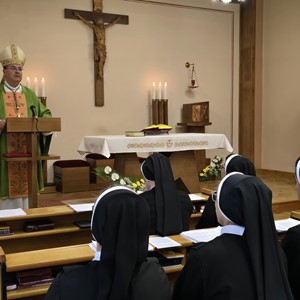 Biskup Šaško predvodio misno slavlje na početku XXII. provincijalnog kapitula Provincije Božje providnosti Družbe Kćeri Božje ljubavi